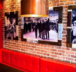 Coach House Blend Bar